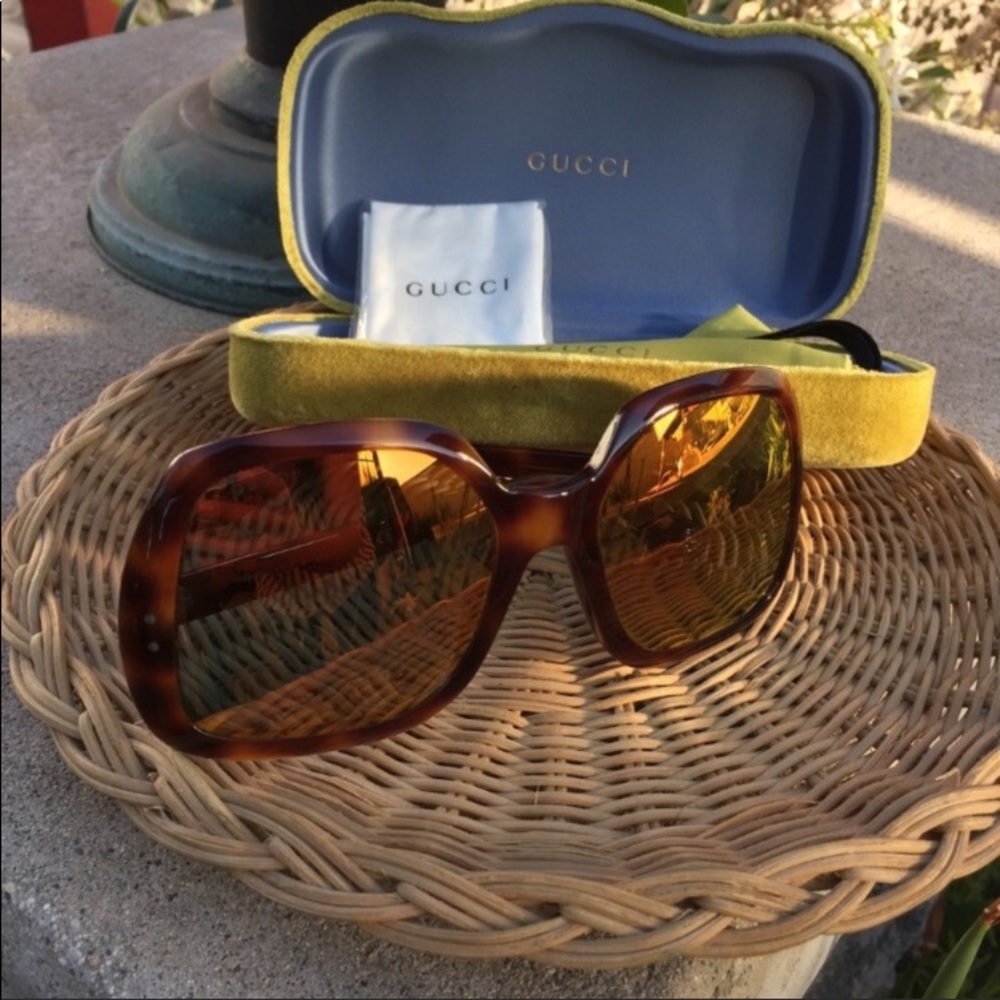 New Authentic Gucci Tortoiseshell Sunglasses - image 1